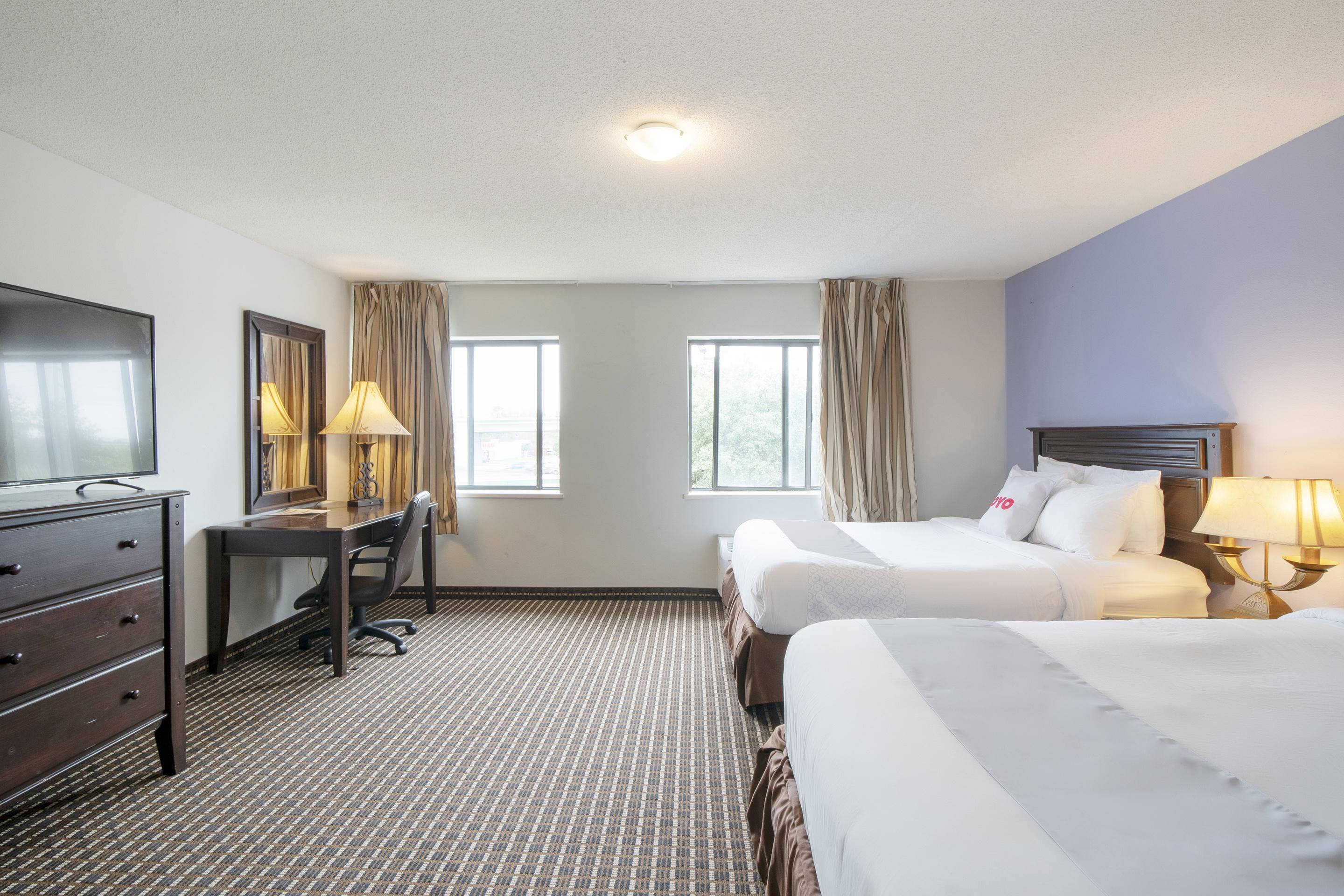 Hotel Oyo Townhouse Airport North Houston